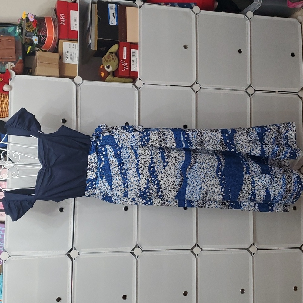 C. Wonder dress size medium